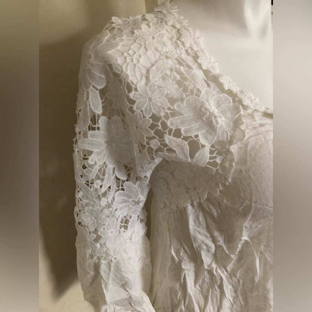 While Lace Top - image 3